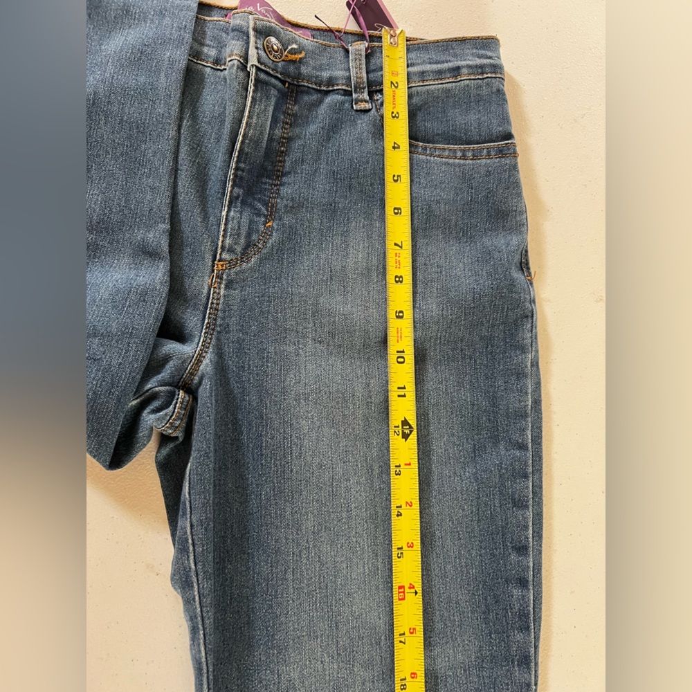 Gloria Vanderbilt Amanda Women's Blue Original Slimming Jean Size 10 P short - Picture 8 of 16